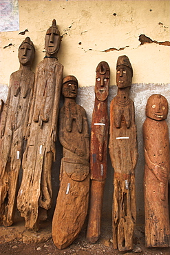 Famous carved wooden effigies of Waga (Wakka) chiefs and warriors, now becoming rare as many have been stolen by art collectors, Konso, southern area, Ethiopia, Africa