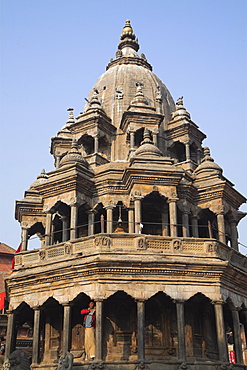 Octagonal Krishna Temple built by Pratapa Malla in memory of two of his favourite queens, Durbar Square, UNESCO World Heritage Site, Patan, Bagmati, Nepal, Asia