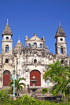 Iglesia de Guadalupe, Granada, Nicaragua, Central America