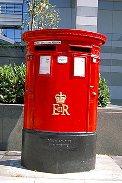 Red post box, London, England, United Kingdom, Europe