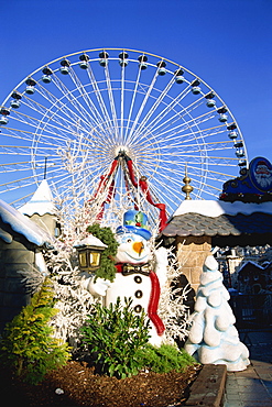 Christmas market and wheel, Lille, Nord Pas de Calais, France, Europe