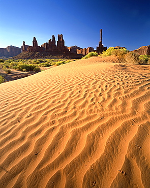 Totem Pole and Sand Springs, Monument Valley Tribal Park, Arizona, United States of America, North America