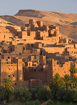 Kasbah Ait Benhaddou, backdrop to many Hollywood epic films, UNESCO World Heritage Site, near Ouarzazate, Morocco, North Africa, Africa