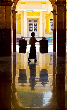 Courtyard with columns and ceiling covered in gold leaf, Mahamuni Paya, Mandalay, Myanmar (Burma), Southeast Asia