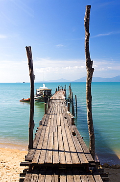 Bo Phut Pier stretching out into the sea on the north coast of Koh Samui, Thailand, Southeast Asia, Asia