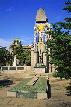 War Memorial with City Hall beyond, Durban, Natal, South Africa, Africa