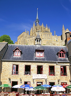 The village, Mont St. Michel, UNESCO World Heritage Site, Manche, France, Europe