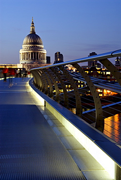 Millennium Bridge and St. Pauls Cathedral, London, England, UK, Europe