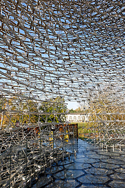 Kew Gardens beehive, Royal Botanic Gardens, UNESCO World Heritage Site, Kew, Greater London, England, United Kingdom, Europe