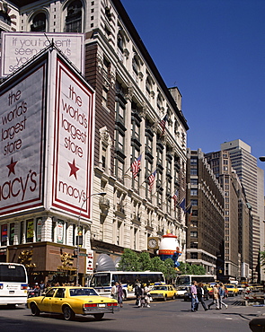 Macy's department store, New York City, New York, United States of America (USA), North America