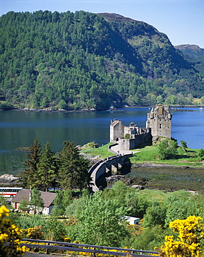 Urquhart castle, Loch Ness, Scotland, United Kingdom, Europe