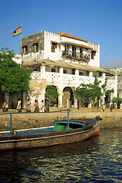 Waterfront, Lamu Town, Lamu Island, Kenya, East Africa, Africa