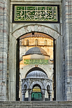 Entrance to inner courtyard of the Blue Mosque, built in Sultan Ahmet I in 1609, designed by architect Mehmet Aga, Istanbul, Turkey, Europe