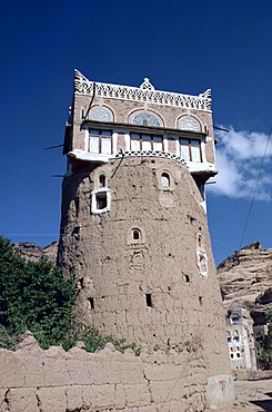 Mixed architecture, Wadi Dhar, Yemen, Middle East