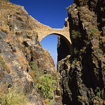 The Shahara Bridge over a rocky gorge, Yemen, Middle East