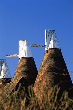 Oast house roofs, Chiddingstone, Kent, England, United Kingdom (U.K.), Europe