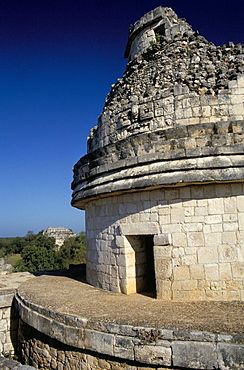 El Caracol, Mayan observatory, where windwos align with certain stars, Chichen-Itza, UNESCO World Heritage Site, Yucatan, Mexico, North America