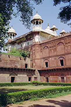 Moti Masjid (1646-53), Pearl Mosque built by Shah Jehan (Jahan) in the Red Fort, Agra, Uttar Pradesh, India