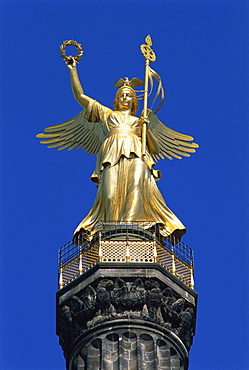 Gilded statue on top of the Victory Column on Strasse des 17 Juni in Berlin, Germany, Europe