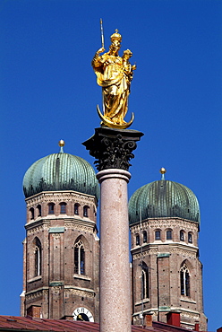 Frauenkirche, Marienplatz, Munich, Bavaria, Germany, Europe