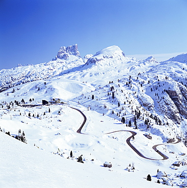 Passo di Falzarego, Trentino-Alto Adige, Dolomites, Italy, Europe