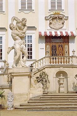 Vranov Chateau, inner courtyard, South Moravia, Czech Republic, Europe