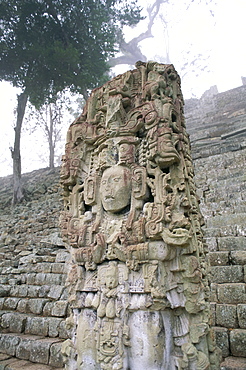 Stela N and Temple of Inscriptions, Mayan site, Copan, UNESCO World Heritage Site, Honduras, Central America