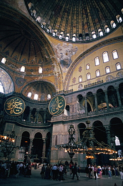 Interior, Hagia Sophia (St. Sofia) (Aya Sofya), Istanbul, Turkey, Europe