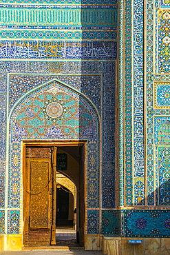 Door and facade detail, Jameh Mosque, Yazd, Iran, Middle East