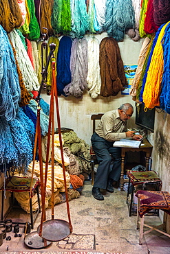 Carpet wool dealer, Old Bazaar, Kashan, Iran, Middle East