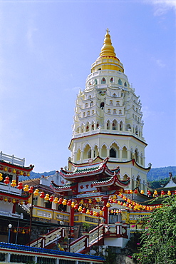 Ban Po Tha Pagoda (10,000 Buddhas), Kek Lok Si Temple complex, Penang, Malaysia, Asia