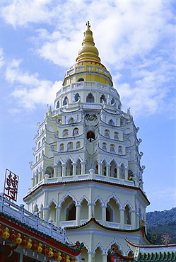 Exterior of the Ban Po Tha Pagoda (Ten thousand Buddhas), Kek Lok Si Temple, Penang, Malaysia, Asia