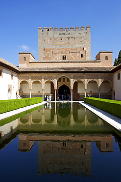 Patio de los Arrayanes and Comares Tower, Alhambra Palace, UNESCO World Heritage Site, Granada, Andalucia, Spain, Europe