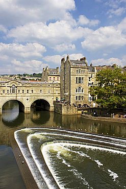 Pulteney Bridge and River Avon, Bath, UNESCO World Heritage Site, Avon, England, United Kingdom, Europe