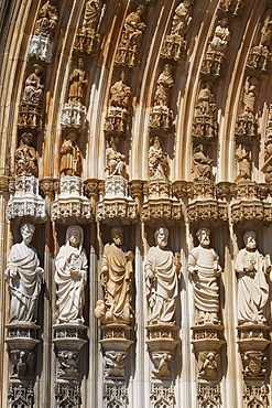 Doorway Arch, Santa Maria da Vitoria Monastery, UNESCO World Heritage Site, Batalha, Portugal, Europe