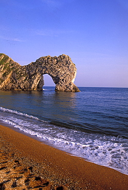 Purbeck limestone arch, Durdle Door, near Lulworth, Dorset, England