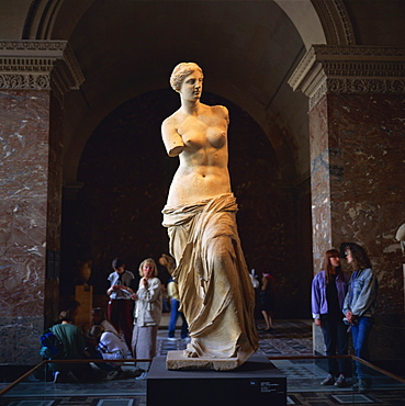 Venus de Milo, Musee du Louvre, Paris, France, Europe