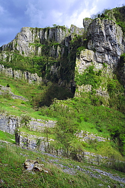 The limestone cliffs, Cheddar Gorge, Somerset, England, UK