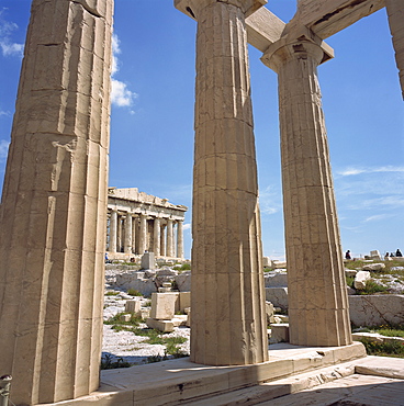 The Parthenon viewed from Propylaea, The Acropolis, UNESCO World Heritage Site, Athens, Greece, Europe