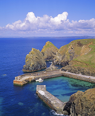 Mullion Cove, Cornwall, England, UK