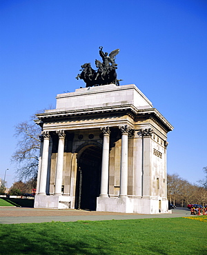 Arch at Hyde Park Corner, London, England, UK