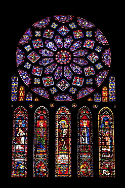 Rose window, Medieval stained glass windows in North Transept, Chartres Cathedral, UNESCO World Heritage Site, Chartres, Eure-et-Loir Region, France, Europe