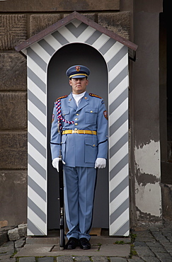 Sentry in his sentry-box at Prague Castle, Prague, Czech Republic, Europe