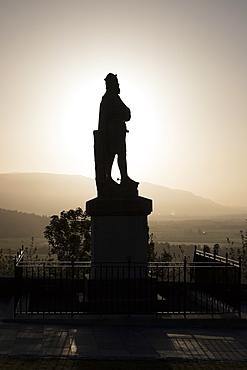 Silhouette of statue of Robert the Bruce at sunrise, Stirling Castle, Scotland, United Kingdom, Europe