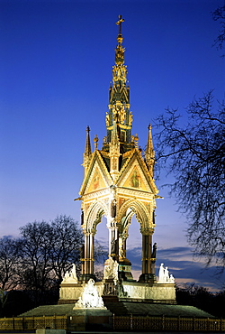 Albert Memorial at night, Kensington, London, England, United Kingdom, Europe