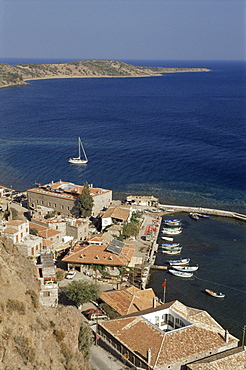 Fishing port on the Gulf of Edremit, Behramakale, Assos, Turkey, Aegean, Eurasia