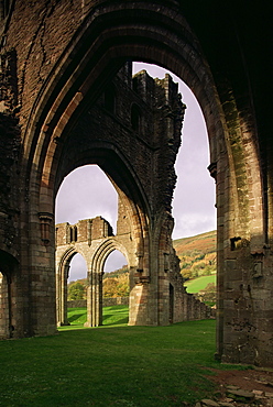 Ruins of Llanthony Priory, Vale of Ewyas, Black Mountains, Gwent, Wales, United Kingdom, Europe