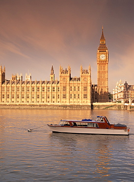 Houses of Parliament and the River Thames, Westminster, London, England, United Kingdom, Europe