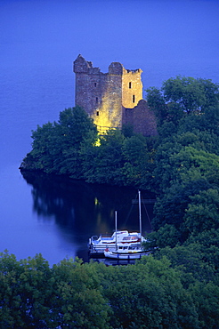 Urquhart Castle, Loch Ness, Highlands, Scotland, United Kingdom, Europe