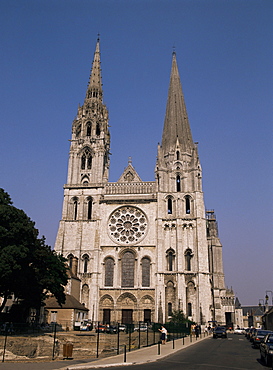 Chartres Cathedral, UNESCO World Heritage Site, Chartres, Eure-et-Loir, Centre, France, Europe